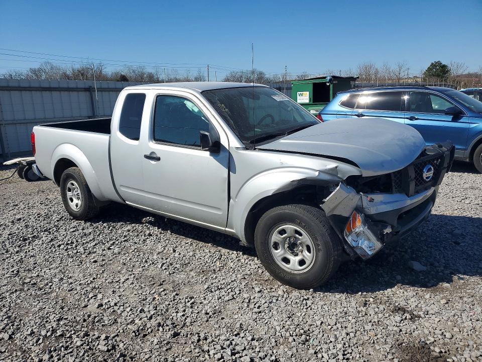 2016 Nissan Frontier s