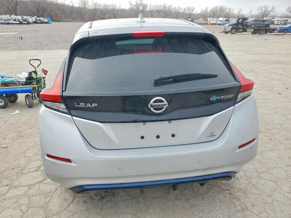 2022 Nissan Leaf s Plus