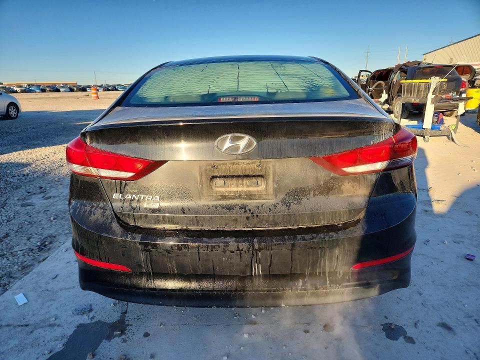 2018 Hyundai Elantra se