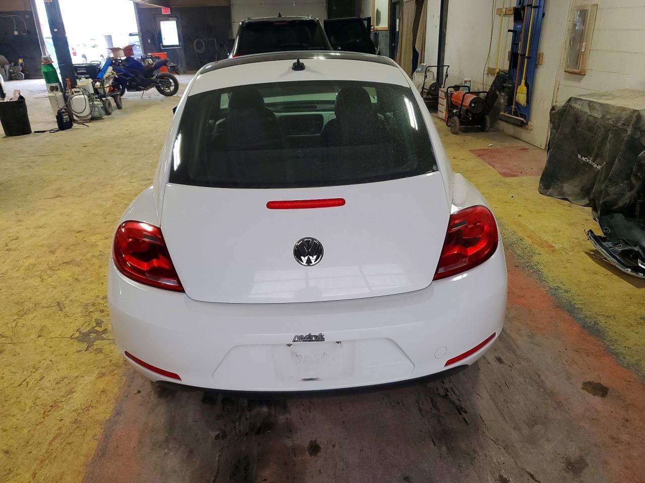 2012 Volkswagen Beetle