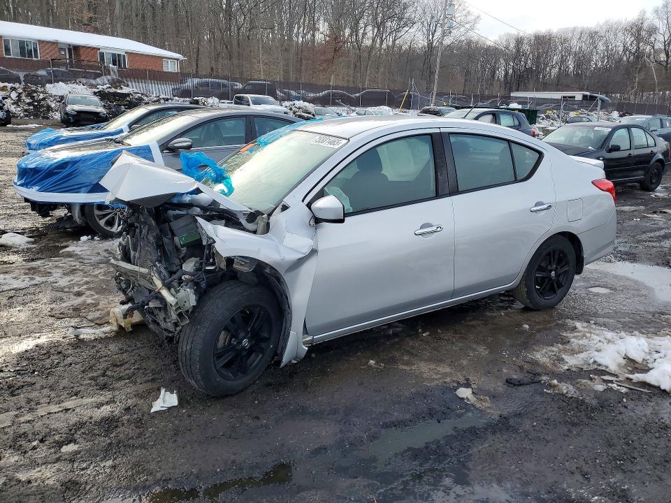 2019 Niss Versa