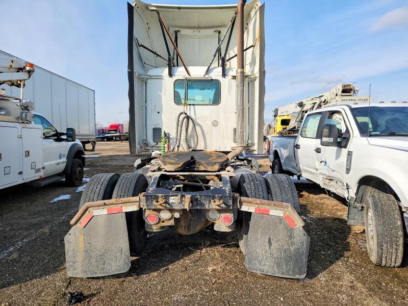 2016 Peterbilt Tractor 2016 Peterbilt 579 Semi Truck