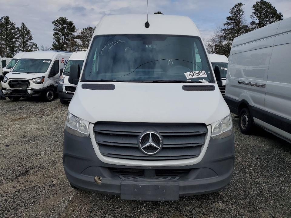 2019 Mercedes-Benz 2019 Mercedes Benz Sprinter 2500 Delivery van