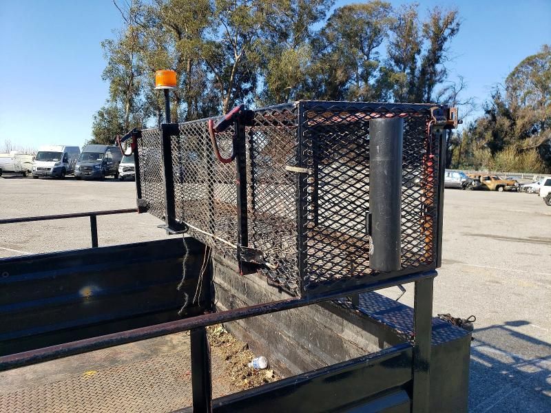 2009 Marksanmfg 2009 Marksman Manufacuring Lset80x40-70 Utility tr