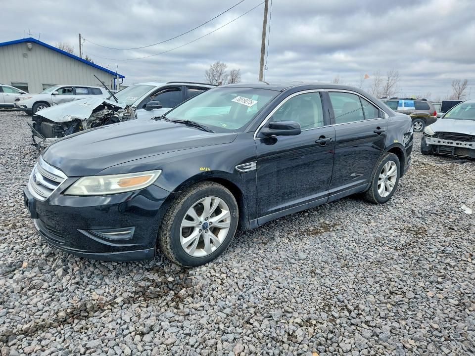 2010 Ford Taurus sel