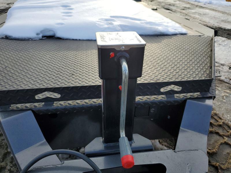 2025 Diamond C Trailer-equipment Trailer