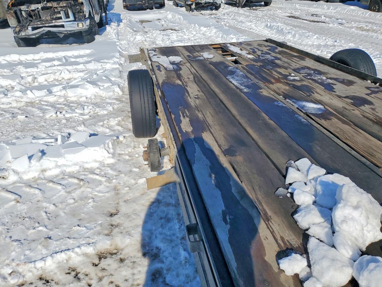 1990 International 1990 National Equipment Trailer