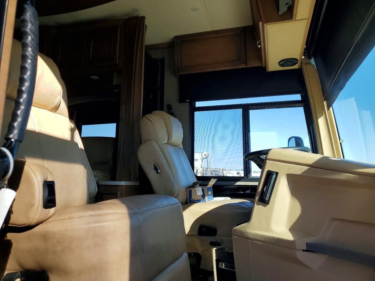 2019 Freightliner Chassis XC