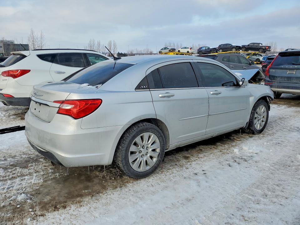 2012 Chrysler 200 lx