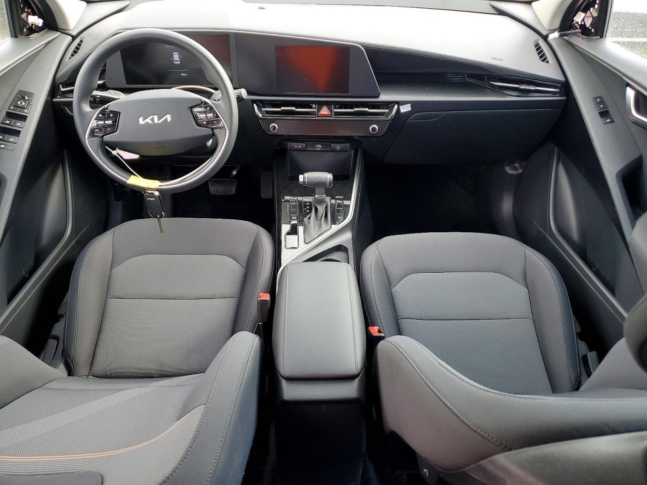 2026 KIA Niro lx
