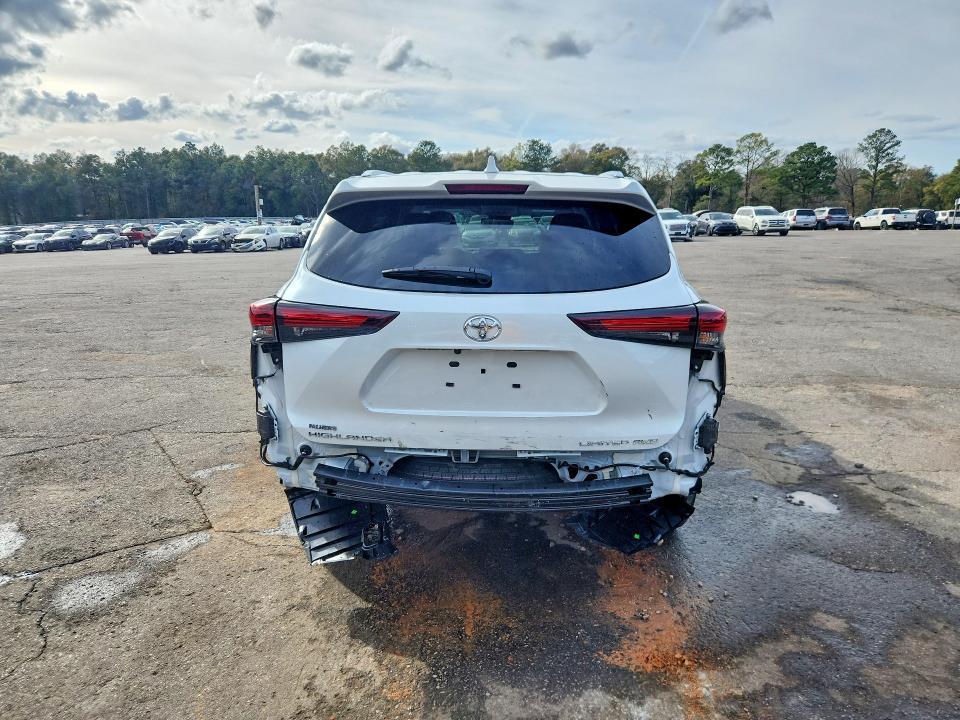 2025 Toyota Highlander le