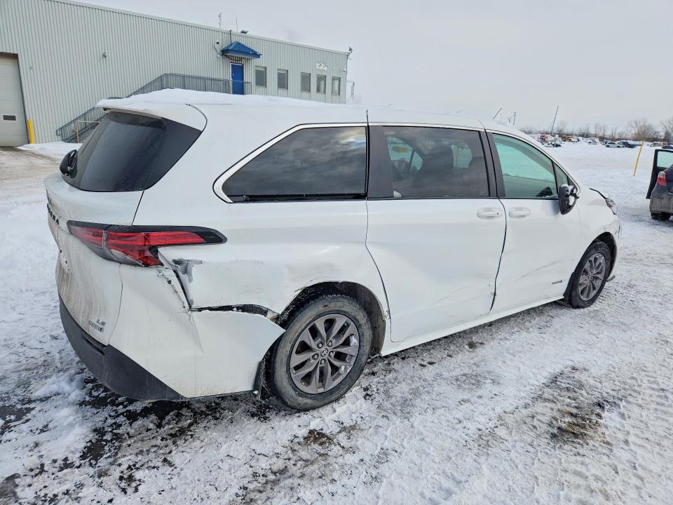 2021 Toyota Sienna le
