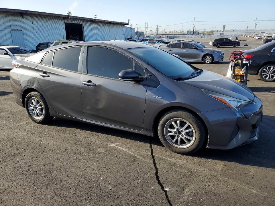 2016 Toyota Prius