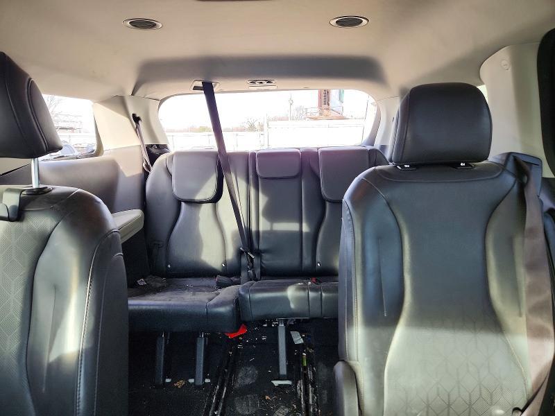 2022 KIA Carnival lx