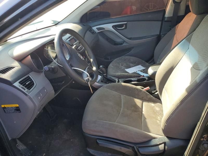 2014 Hyundai Elantra se