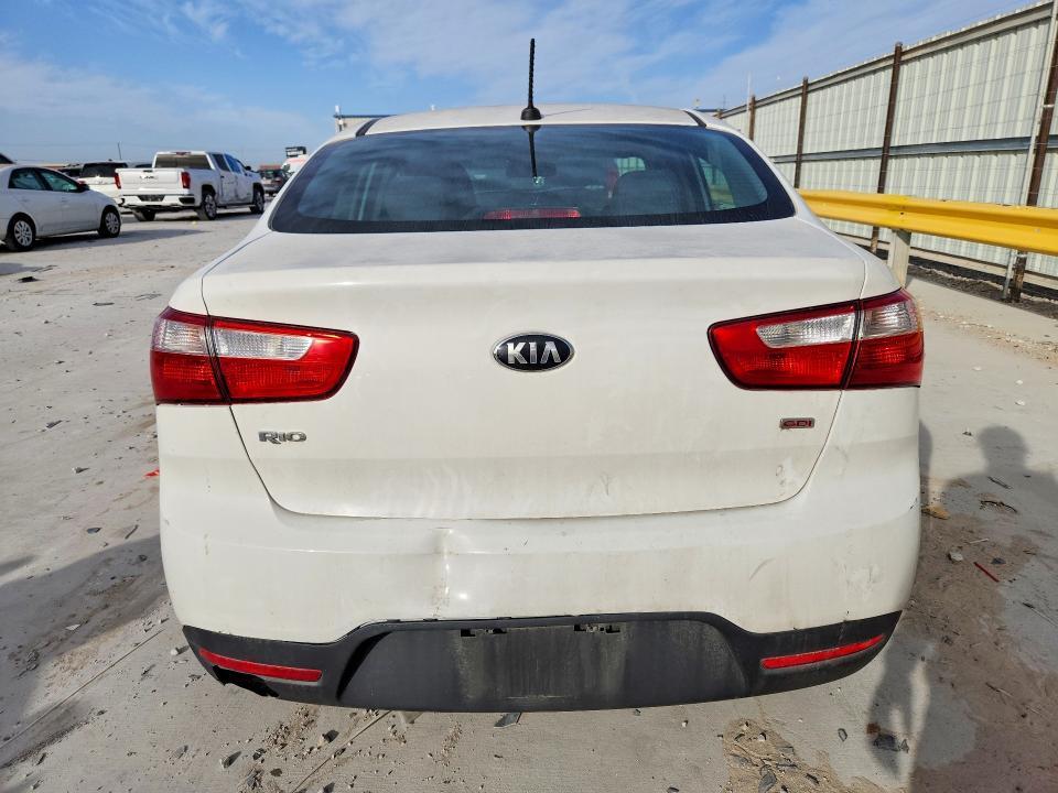 2015 KIA Rio lx