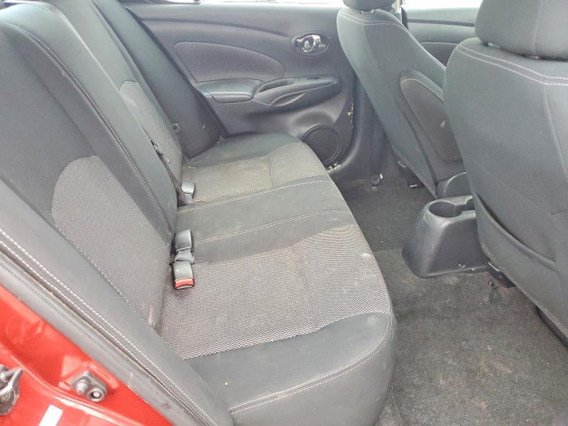 2019 Nissan Versa sv