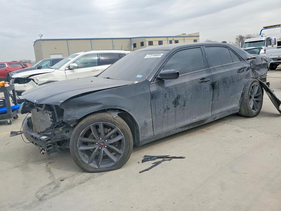 2014 Chrysler 300 s