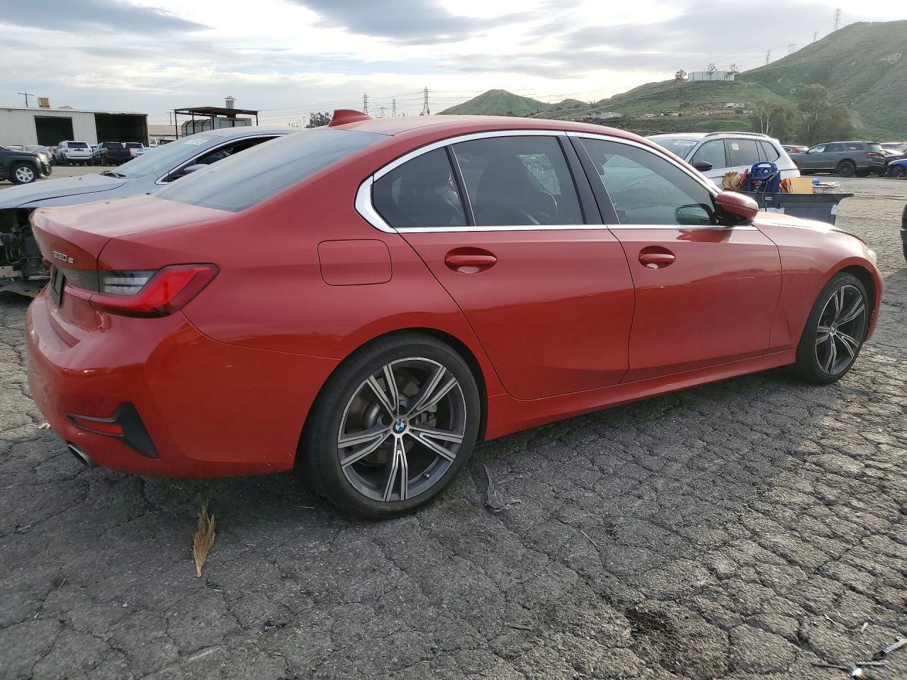 2021 BMW 330e