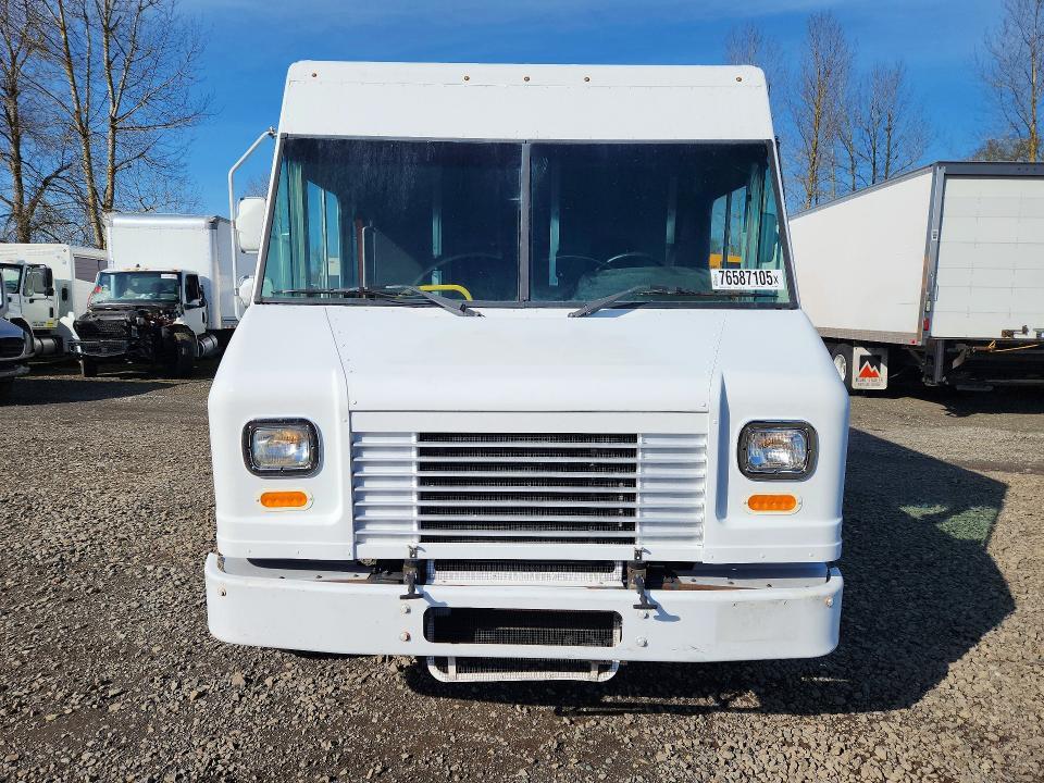 2015 Ford F59 Delivery Truck
