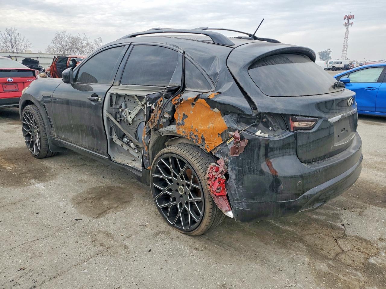 2012 Infinity Fx35 Base