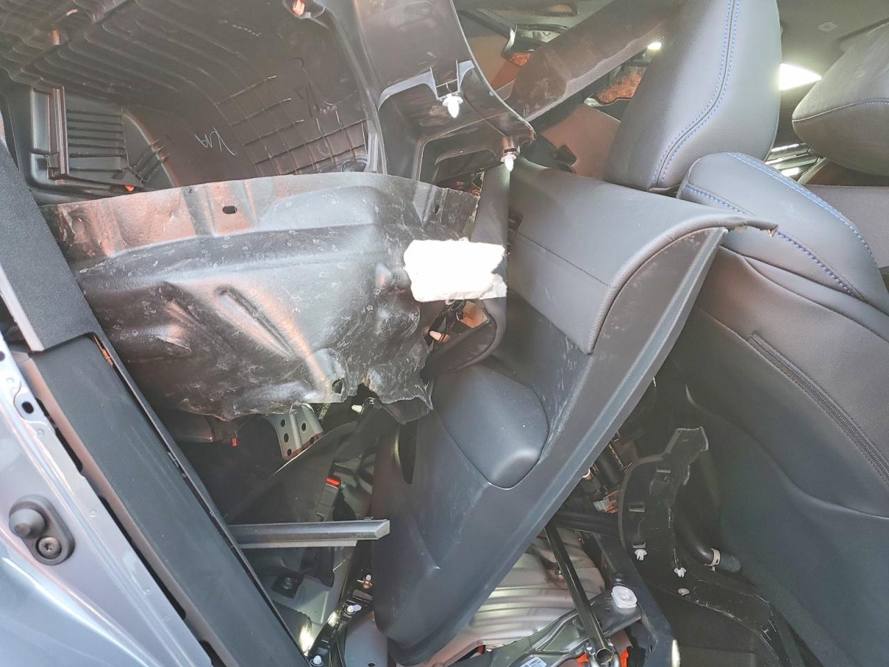 2025 Toyota Corolla Cross Hybrid xse