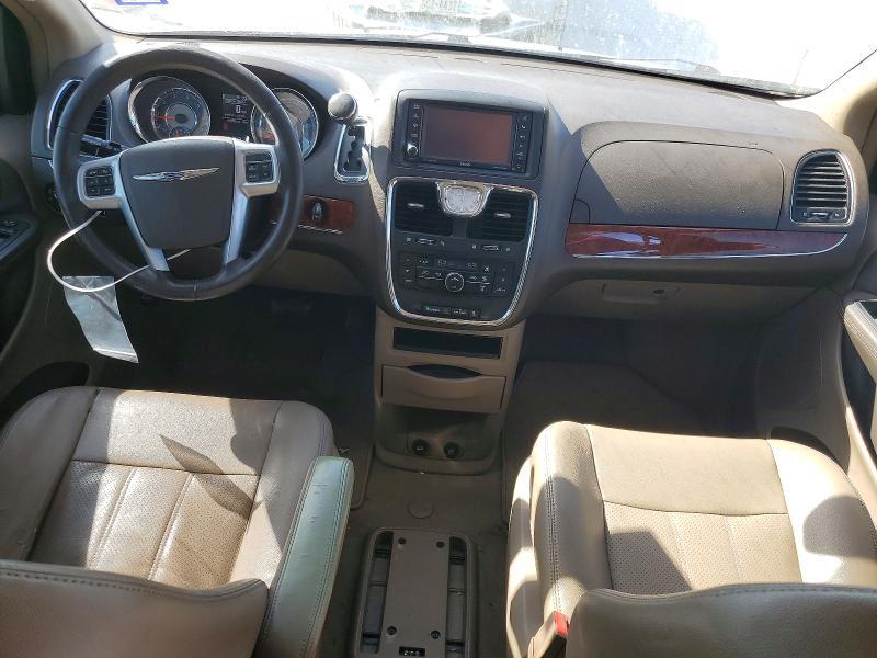 2012 Chrysler Town & Country Touring