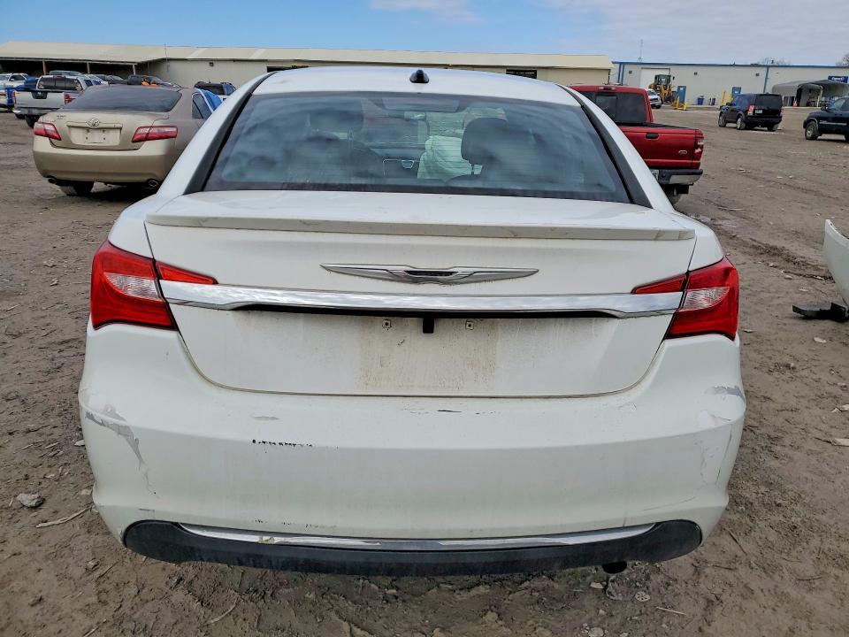 2012 Chrysler 200 lx