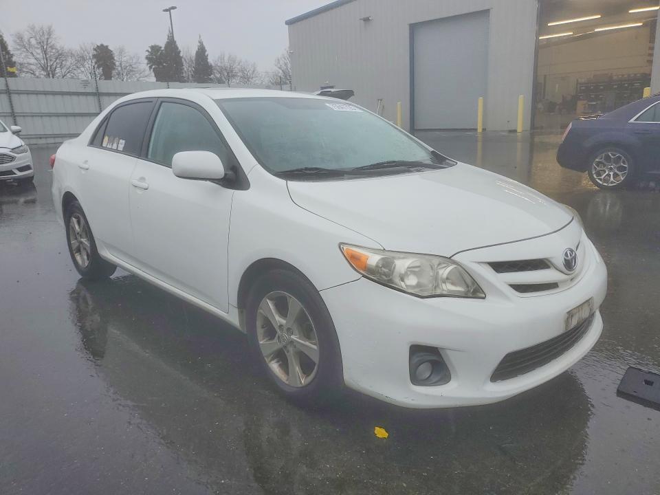 2011 Toyota Corolla le
