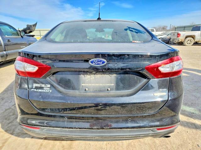2016 Ford Fusion se