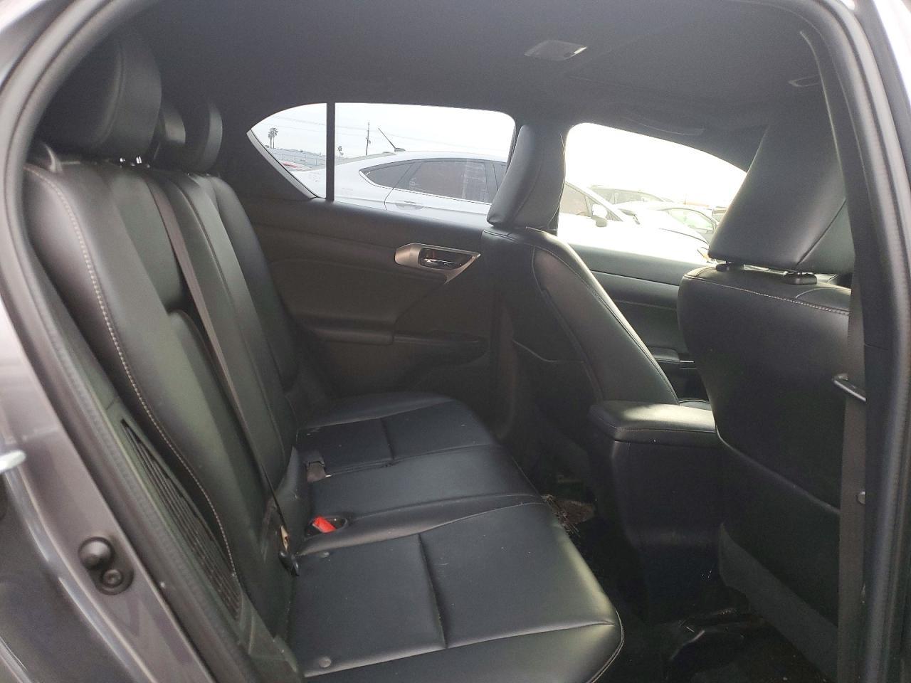 2015 Lexus Ct 200h Base