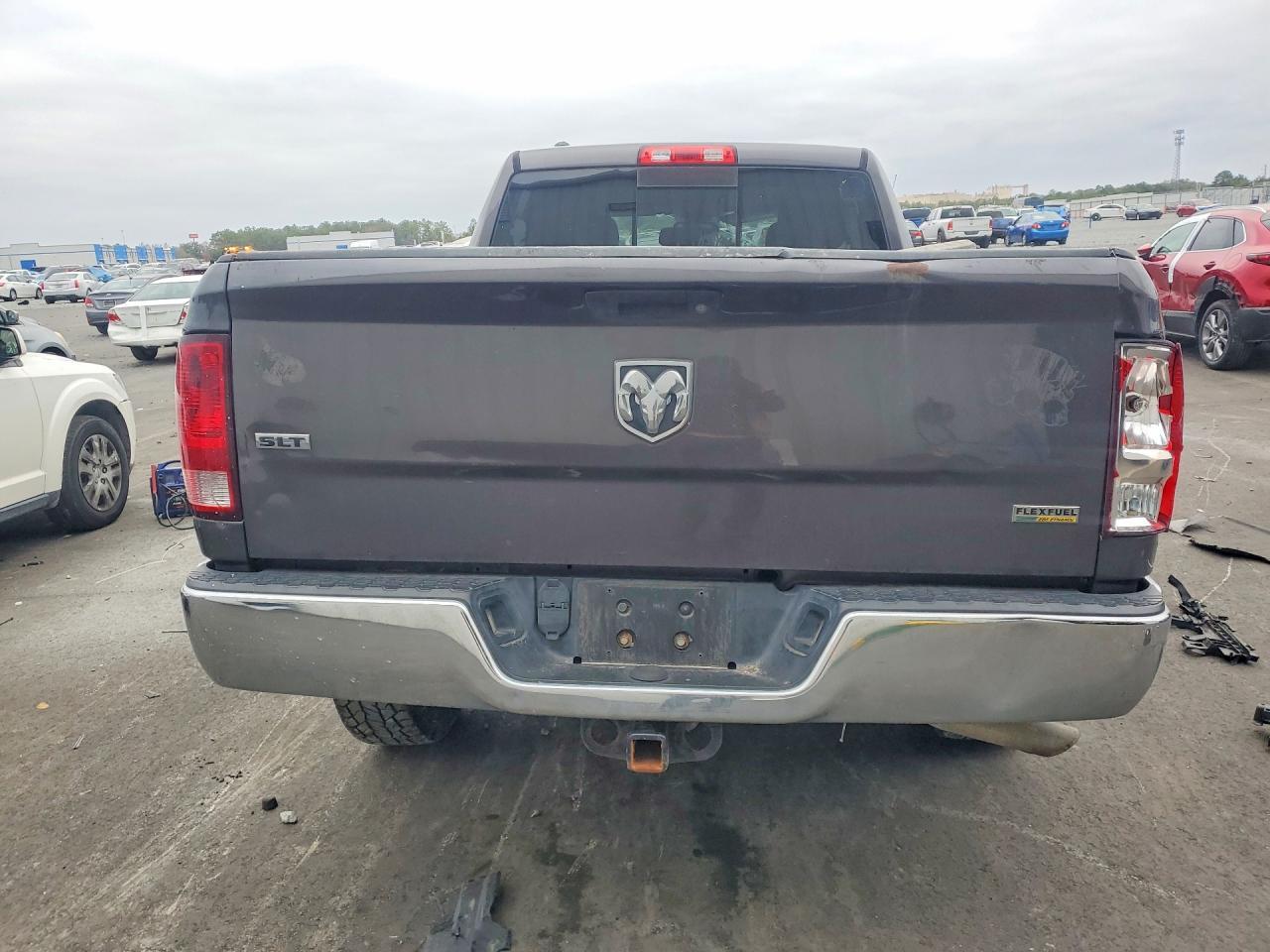 2016 Dodge Ram 1500 slt