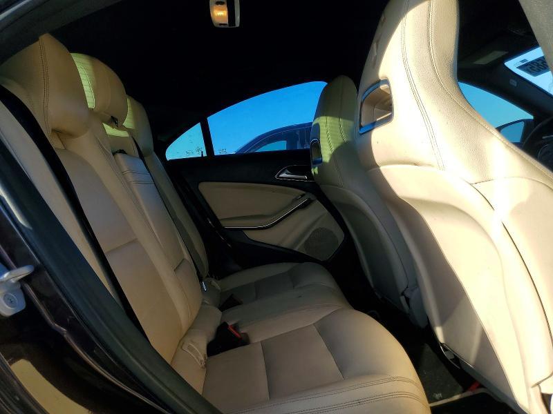 2015 Mercedes-Benz Cla 250