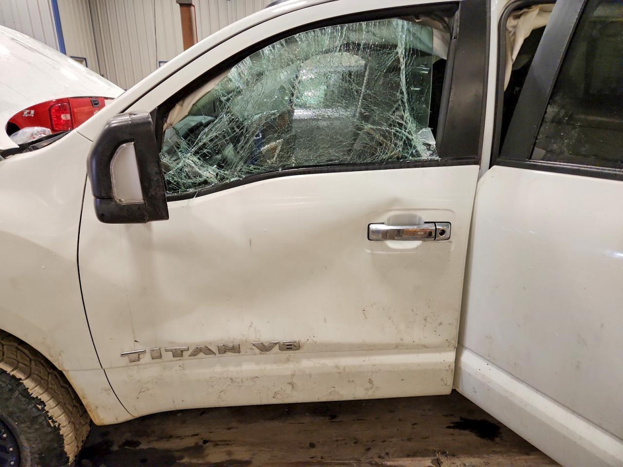 2019 Nissan Titan sv