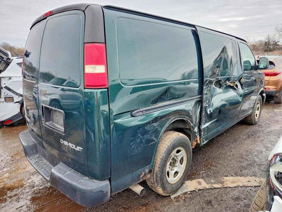 2004 Chevrolet Express G1500 Delivery van