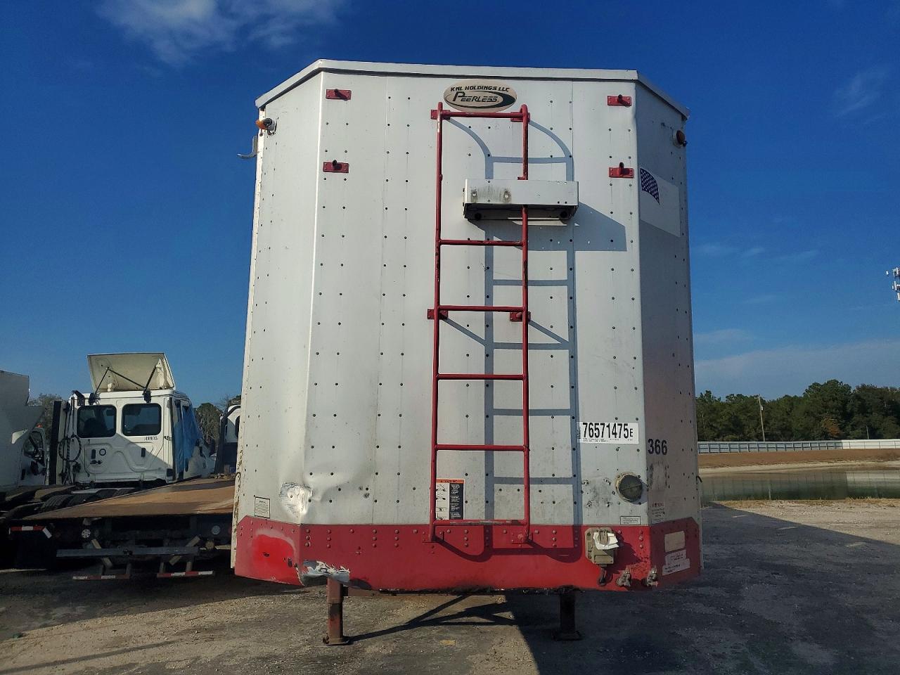 2019 Peerless Walking Floor Trailer