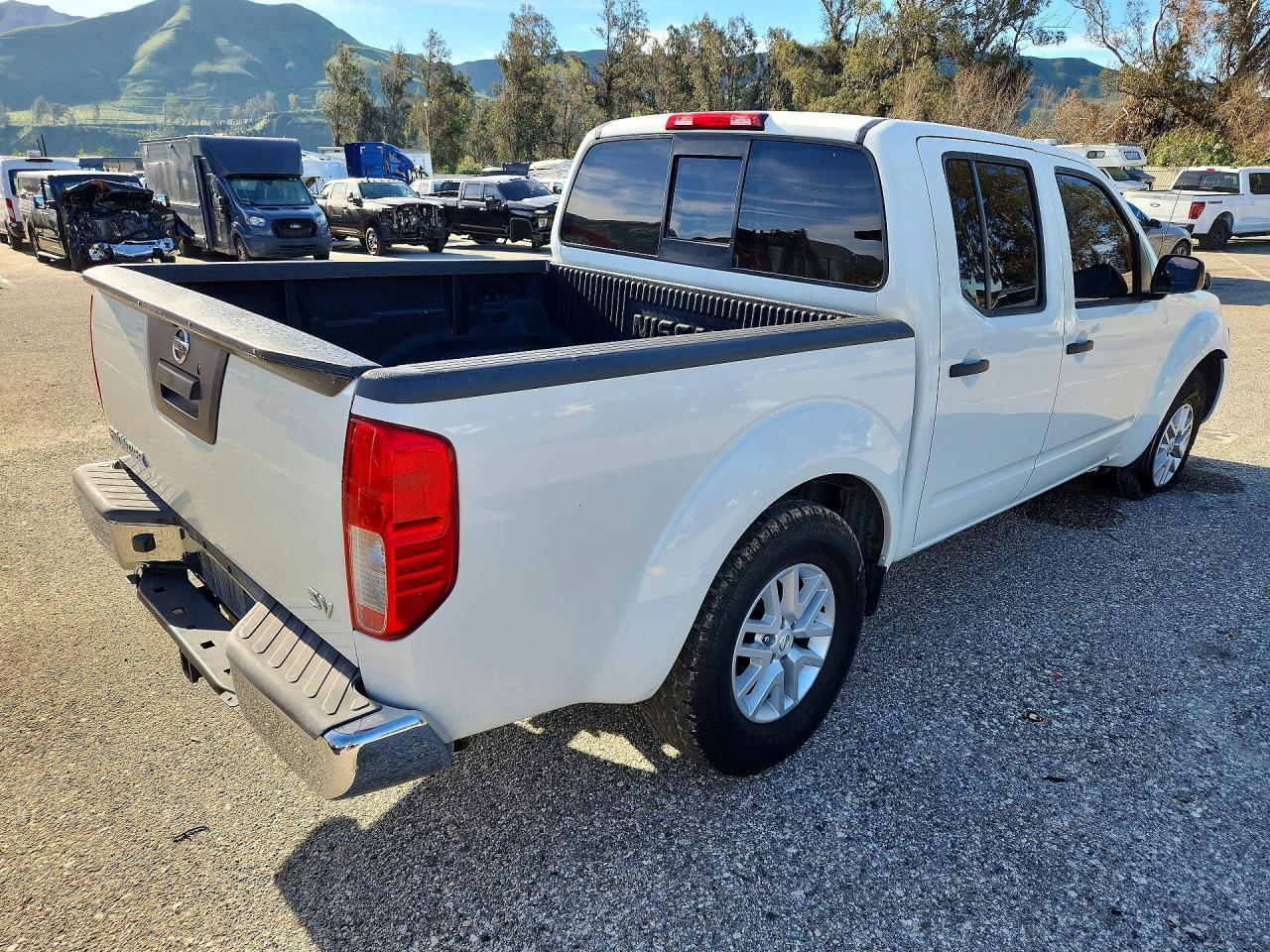 2016 Nissan Frontier SV