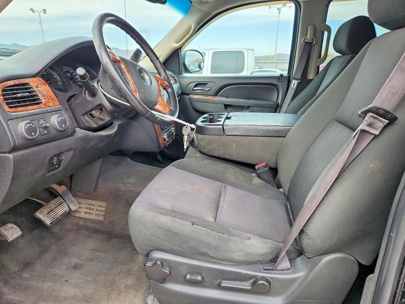 2013 Chevrolet Avalanche ls