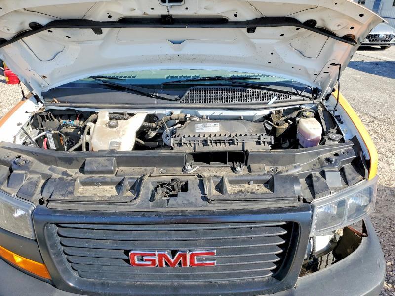 2022 GMC Savana G2500