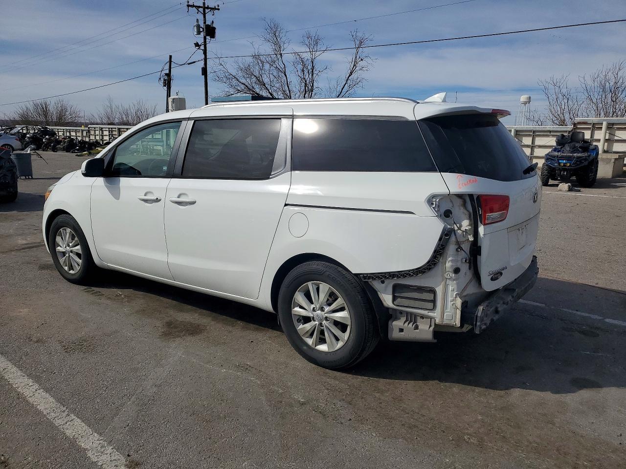 2016 KIA Sedona lx