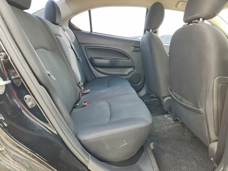 2017 Mitsubishi Mirage G4 es