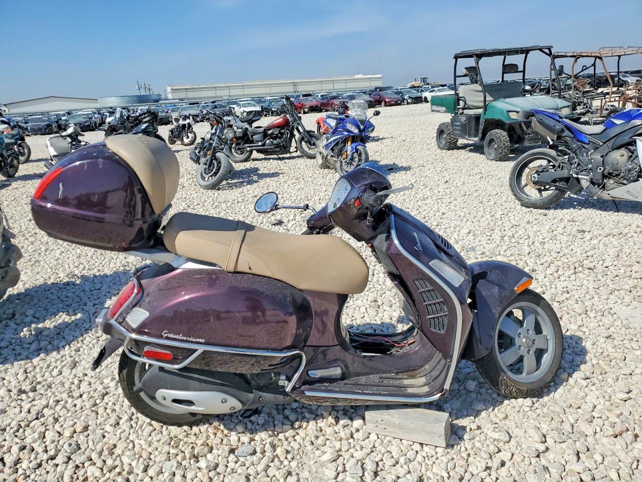 2006 Vespa Granturismo 200