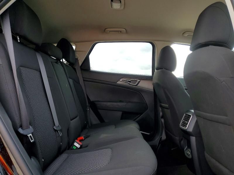 2026 KIA Sportage lx