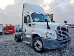 Freightliner Vehiculos salvage en venta: 2016 Freightliner Cascadia 125 Semi Truck