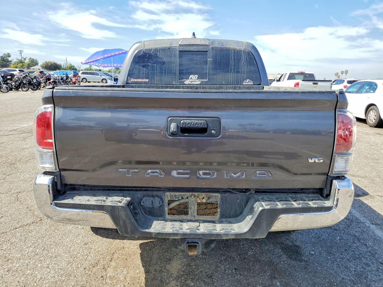 2022 Toyota Tacoma TRD OFF-Road