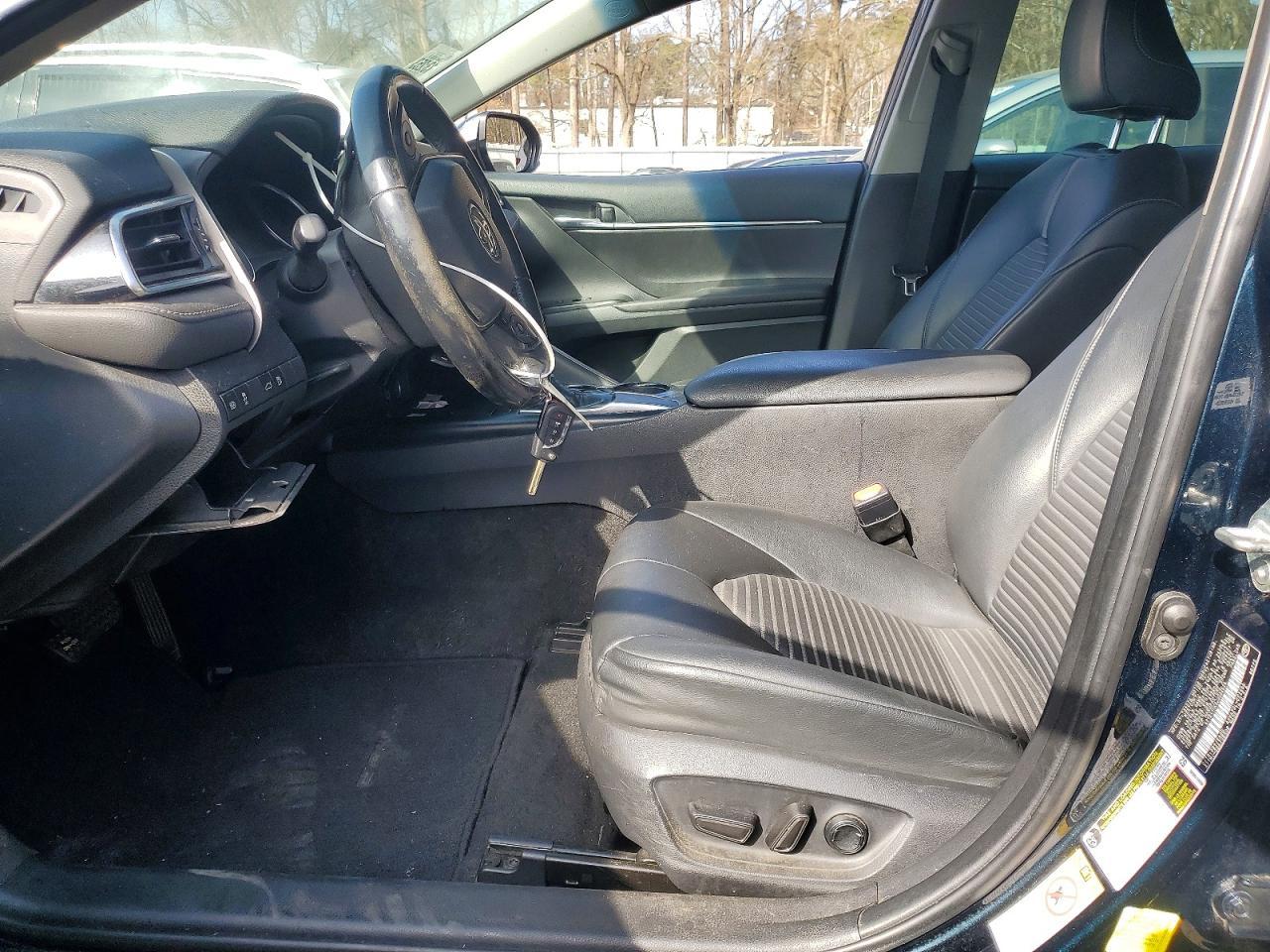 2018 Toyota Camry se