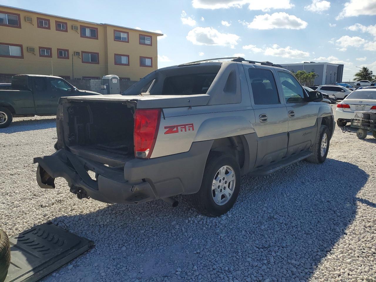 2002 Chevrolet Avalanche C1500