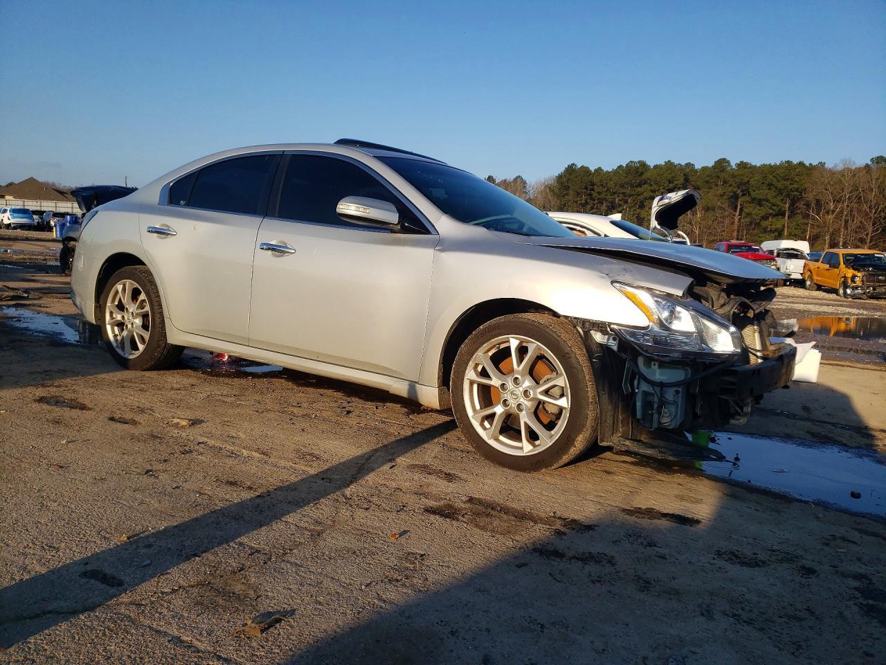 2013 Nissan Maxima s