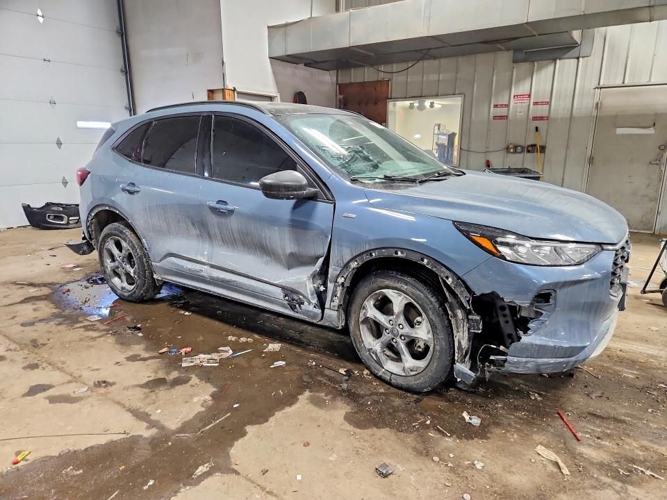 2024 Ford Escape st Line