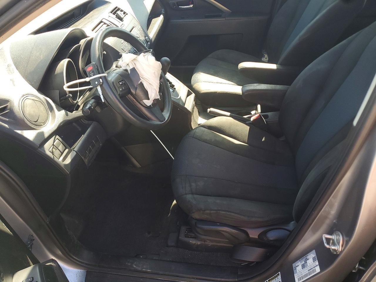 2015 Mazda 5 Sport